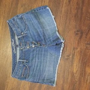 Size 8 Universal Thread buttonfly Highrise shortie